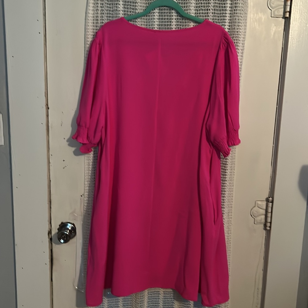JODIFL Fuchsia Pink V-Neck Shift Dress - Picture 5 of 5